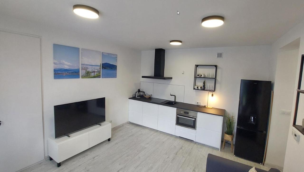 Laguna24 Jezioro Zywieckie Klimatyzowany Apartament 40 M2 Zarzecze  Exterior foto